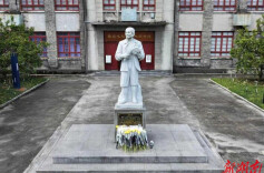 怀化职院开展清明节祭扫活动——缅怀英烈守初心 赓续血脉担使命