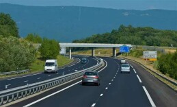  湖南高速集团联合体中标辰溪至凤凰高速公路建设经营