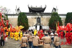 Qingming Festival Memorial Ceremony Observed in Yongzhou