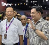 泰国总理，换了一辆中国电动车