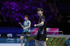 三连冠！孙颖莎再夺世界杯女单冠军 王曼昱获亚军