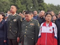 清明追思！毛泽东嫡孙毛新宇携家人回乡祭祖