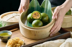 假日·健康丨女子一天内连吃5个青团，被紧急送医！医生提醒