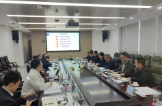 湖南工业大学校长曾祥君一行走访重载快捷大功率电力机车全国重点实验室