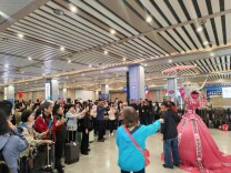 “大张家界”迎来今年首趟香港高铁旅游专列