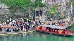 游客激增！花垣边城茶峒景区渐入旅游旺季