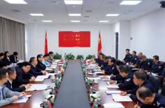 毛万春在省公安厅调研