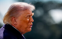 特朗普威胁对向伊朗供武国家加征50%关税