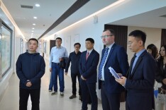 白俄罗斯国立技术大学代表团来长沙环保职院访问交流