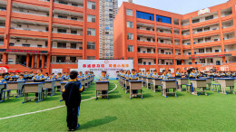 娄底先锋实验学校举行一年级“养成好习惯，可爱小先锋“行为养成展示评比活动