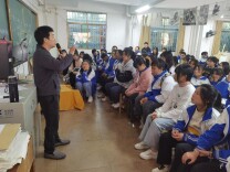 周志勇：以匠心筑梦，以远见育英