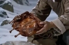 湖南日报要闻头条｜国台办发言人暖心“带货”，常德、郴州、株洲诚挚邀约——湖南酱板鸭，味道不一般