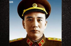 历史上的今天丨1908年4月11日，湘籍开国上将王震诞辰