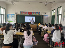法治副校长进校园 护航青春助成长——祁东县司法局白地市司法所走进第二中心小学开展未成年人保护暨禁毒宣传