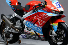 张雪拍卖会，1分钟结束