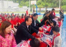 点赞！长沙快乐公益，在平江资助15所学校