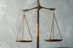 二手车商被强执无财产法官拍卖“66666”靓号后其现身还钱