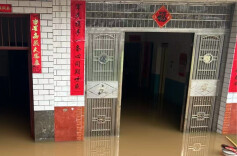 雨夜紧急转移，成功避险！