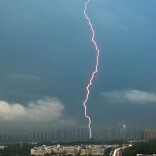 7级以上阵风并伴有雷电、冰雹！长沙发布雷雨大风蓝色预警