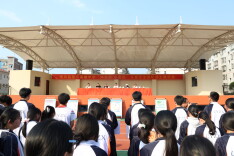 隆回公安交警开展“知危险 会避险”交通安全进校园活动