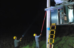 国网茶陵县供电公司：迎战11级雷暴大风！彻夜抢修守护万家灯火