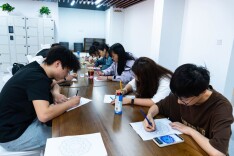 幸福绘心 朋辈护航——长沙民政职院开展曼陀罗绘画减压活动