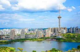 株洲市委常委会召开会议 曹慧泉主持并讲话