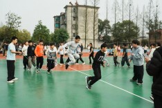 南县三仙湖镇中学：一根跳绳燃动校园 三尺赛场绽放青春