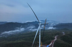 担当作为开新局丨湘西州深入贯彻落实全国两会精神 绿色发展擦亮生态底色@湖南日报要闻