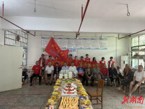 从“被照亮”到“去发光”