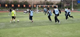 衡阳市田家炳实验中学举办高一年级“奋进”杯足球赛