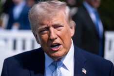 特朗普称伊朗战事“应该很快就会结束”