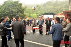 礼赞矿山脊梁   情暖采掘工匠 街洞公司第35个采掘工人节系列活动温情上演