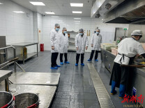 洪江市安江镇第一完全小学开展食堂专项检查