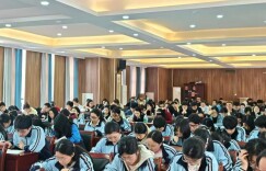 新邵县：精研备考策略 共促复习提质增效