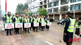 涟源市公路建设养护中心开展边坡塌方应急抢险演练