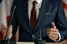 湘江杂评 | 陈相：少些“陪衬式”讲话 多些“让位式”情怀