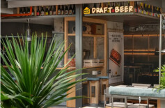 烧烤店“卷”成Bistro，这家老牌烧烤店越来越“不务正业”了？