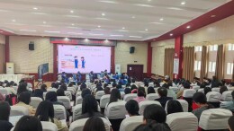 醴陵市举办“佛年杯”小学语文达标课观摩暨新教材培训活动