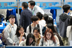 Two-day Job Fair for University Graduates Kicks off in Changsha