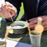 特产店变身体验空间，非遗“新零售”带火“老手艺”