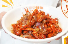 大厨请就位|胡师傅干爆虾，视频看完，今晚就炫！ 