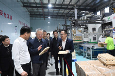 沈晓明赴怀化市调研