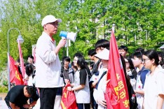 益阳市第十五中学：踏红寻迹 毅行追梦