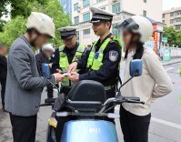 隆回公安交警全力打好无牌摩电摸排“组合拳”