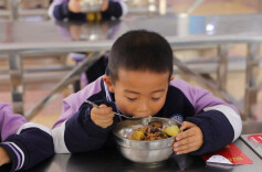 桃源“校园餐”何以赢得掌声？@湖南日报要闻版头条