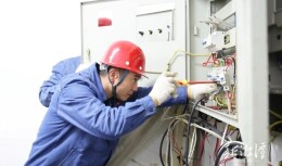 以练筑防！湘潭市城管部门筑牢汛期照明安全防线