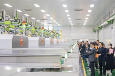 Social Media Influencers Visit Hunan to See How Local Products Go Global