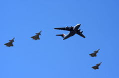 山河共盼 英雄回家丨第十三批在韩中国人民志愿军烈士遗骸归国