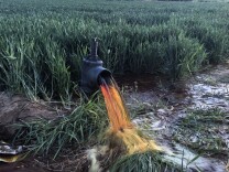 河北保定通报蠡县部分灌溉井出水呈红色调查处置情况